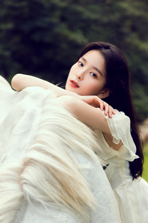 点击大图看下一张:我们驾着风沐夏