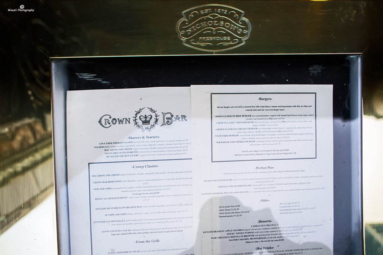 点击大图看下一张：贝尔法斯特的皇冠酒吧