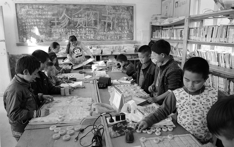 点击大图看下一张:大山里的孩子们