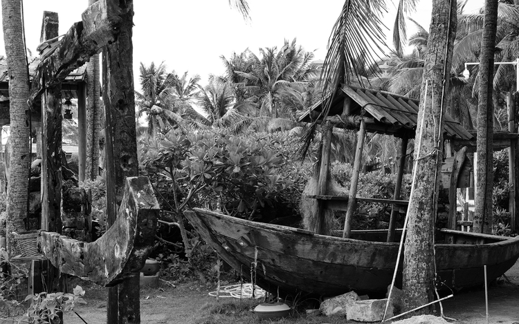 点击大图看下一张：海的故事