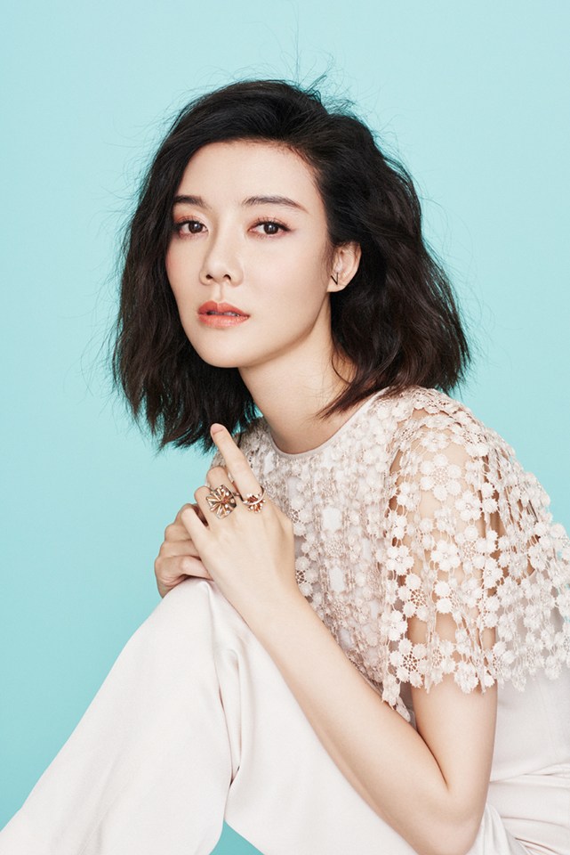 点击大图看下一张：车晓气质女神写真曝光