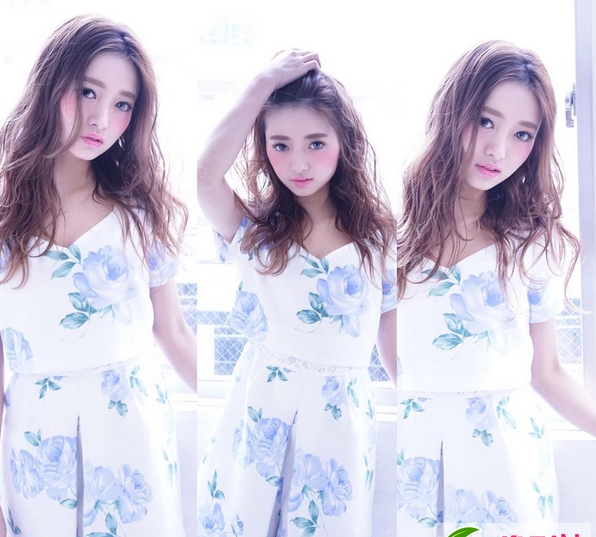 点击大图看下一张:性感轻熟女烫发卷发发型