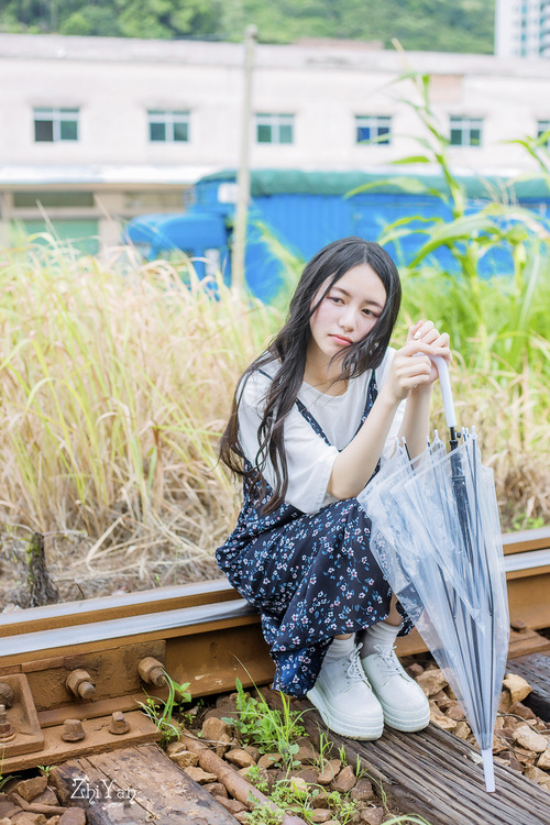 点击大图看下一张:那个单恋的女孩