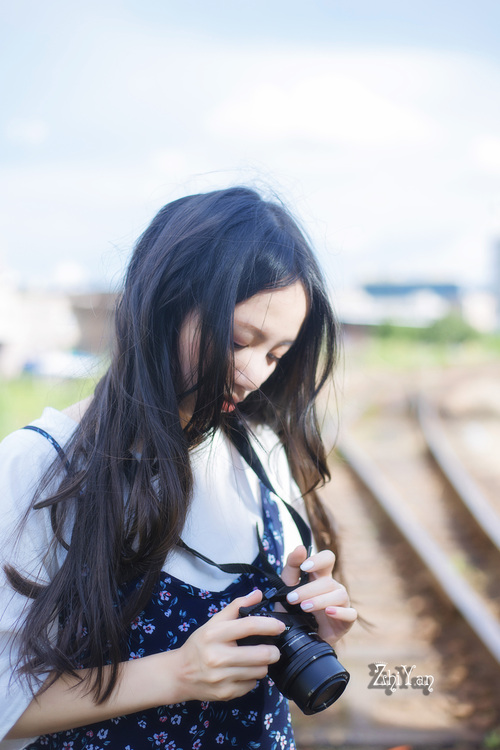 点击大图看下一张:那个单恋的女孩