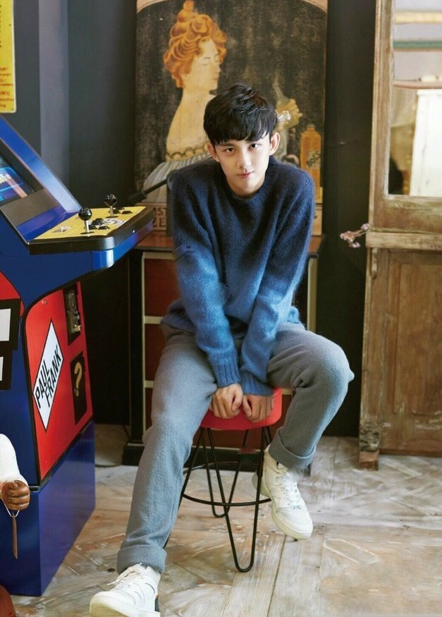 点击大图看下一张:95后小鲜肉帅哥吴磊生活照