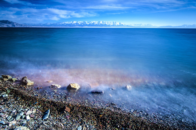 点击大图看下一张：亦苦亦乐北疆行赛里木湖畔