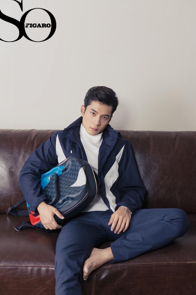 点击大图看下一张：阳光帅哥韩东君费加罗指南杂志封面