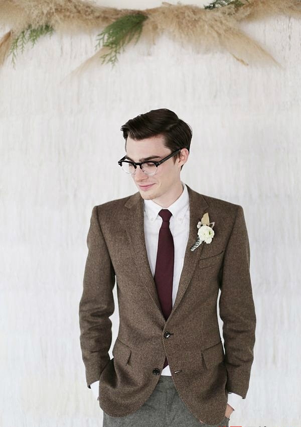 点击大图看下一张:欧美帅哥 超man 喜欢正装帅哥别错过