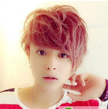 点击大图看下一张：最新男生帅气显瘦烫卷发图片