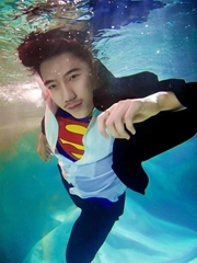 水下Superman