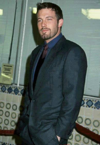 点击大图看下一张：好莱坞十大帅哥之 本·阿弗莱克西装篇