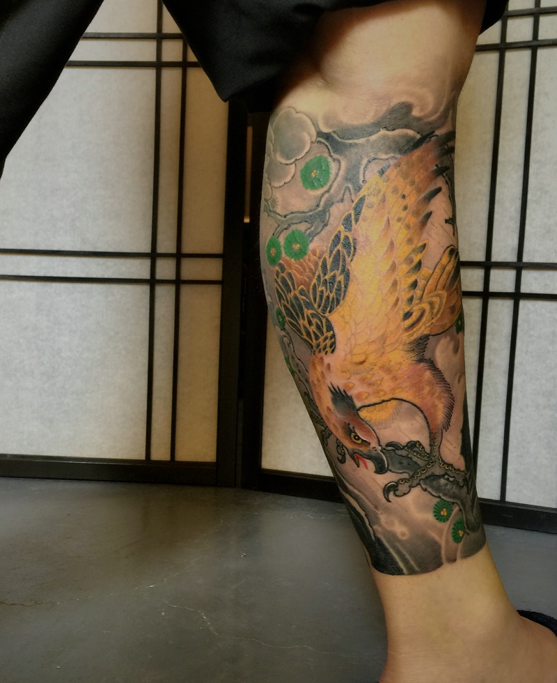 点击大图看下一张：包小腿丰富有趣的图腾纹身图案