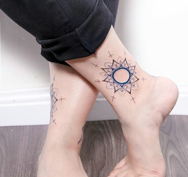 点击大图看下一张:一组时尚小清新图腾纹身刺青