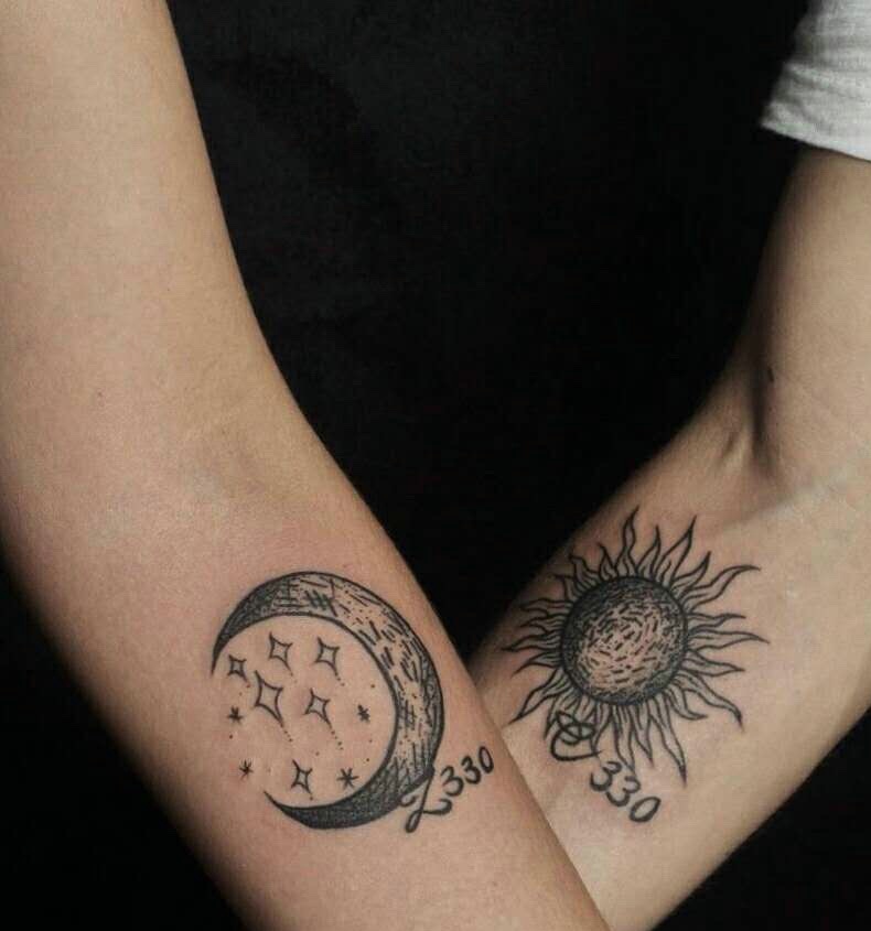 点击大图看下一张：太阳雨月亮的个性手臂情侣纹身图案