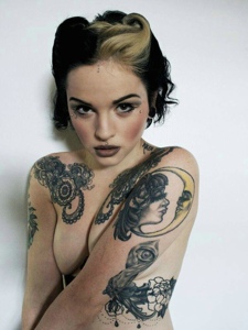 几款欧美女性的时尚花臂纹身图案