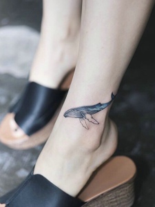 一组小腿部小图案纹身刺青很简单