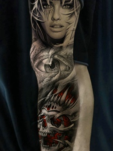 骷髅与美女一起的3d花臂纹身图案