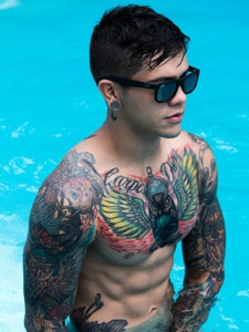 一组欧美纹身图案肌肉男魅力散发