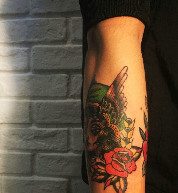 点击大图看下一张：手臂水彩欧美图腾纹身刺青很有范