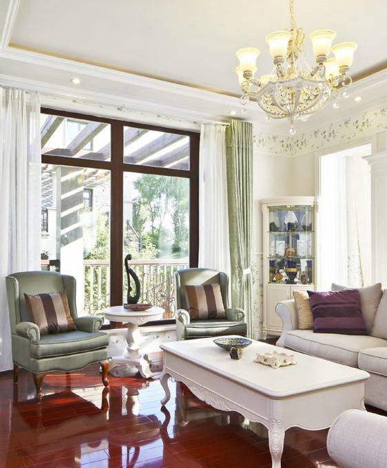 点击大图看下一张：欧式客厅别墅窗帘设计案例展示