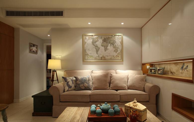 点击大图看下一张：客厅沙发客厅沙发装修图