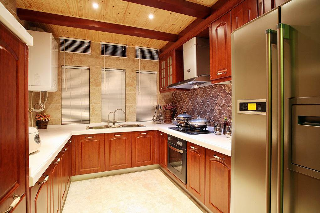 点击大图看下一张：美式厨房设计图