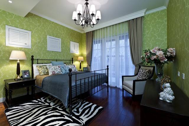 点击大图看下一张：美式美式风格卧室装修案例
