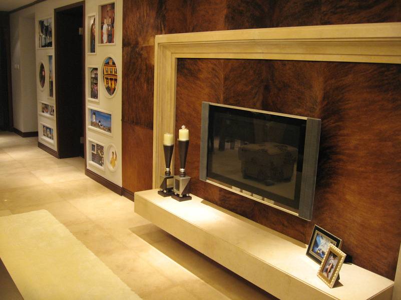 点击大图看下一张：美式客厅电视柜电视背景墙设计图