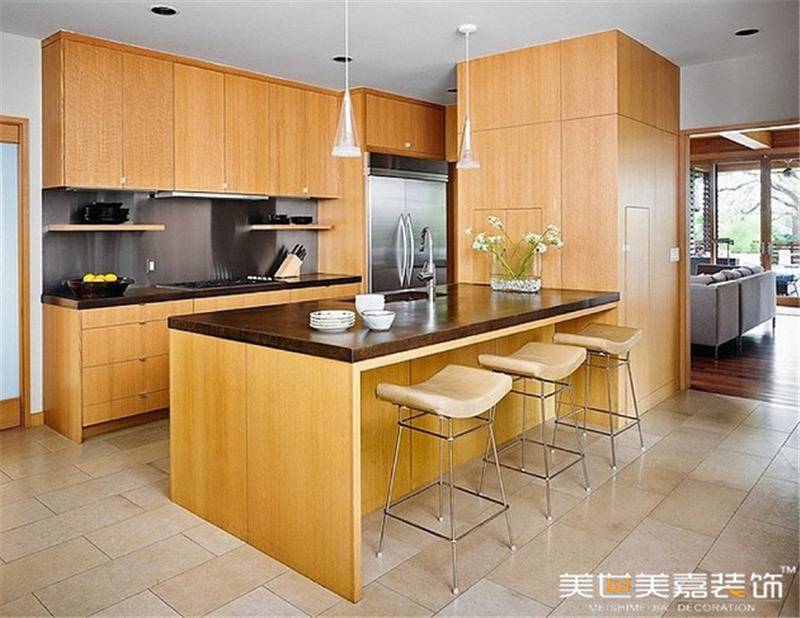 点击大图看下一张：田园美式田园风格厨房别墅装修案例