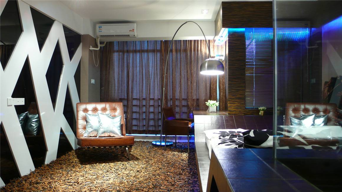 点击大图看下一张：现代卧室一居室设计案例