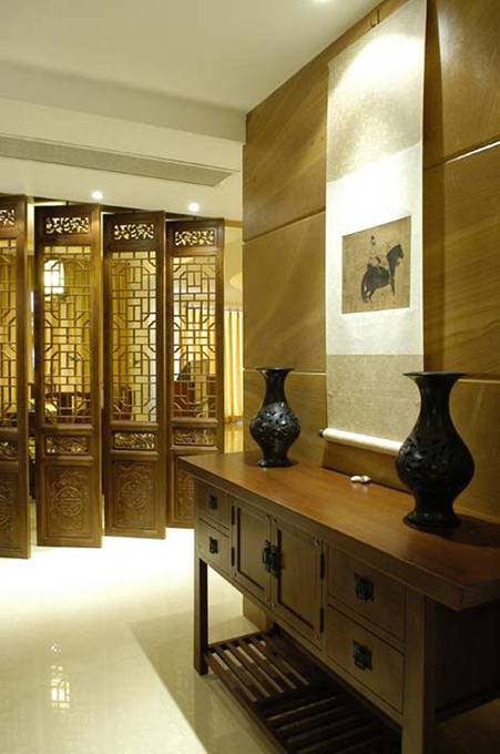 点击大图看下一张：中式中式风格玄关玄关柜装修效果展示