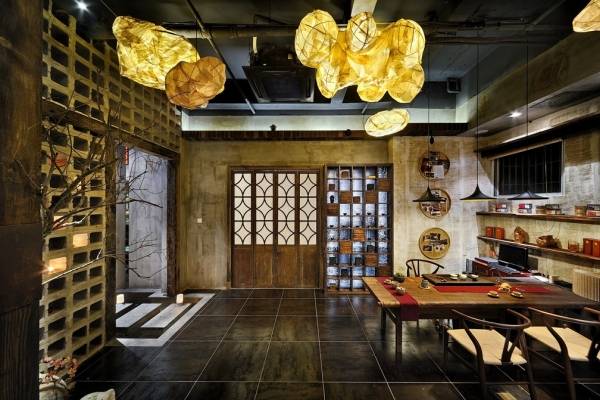 点击大图看下一张：中式古典餐厅装修效果展示