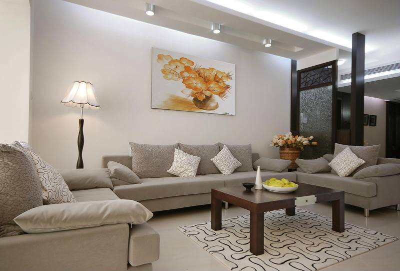 点击大图看下一张：中式客厅沙发茶几装修案例