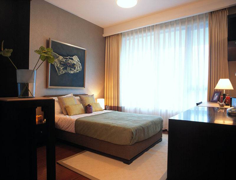 点击大图看下一张：中式中式风格新中式卧室窗帘设计图