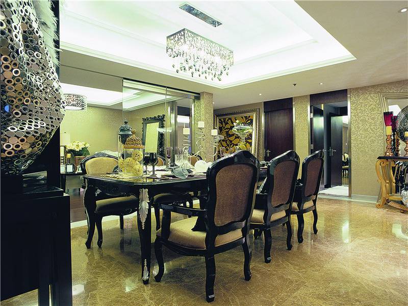 点击大图看下一张:餐厅吊顶设计案例