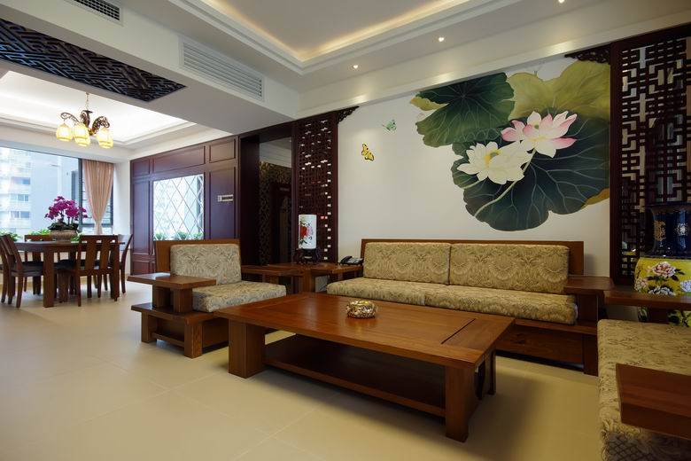 点击大图看下一张：中式中式风格客厅设计方案