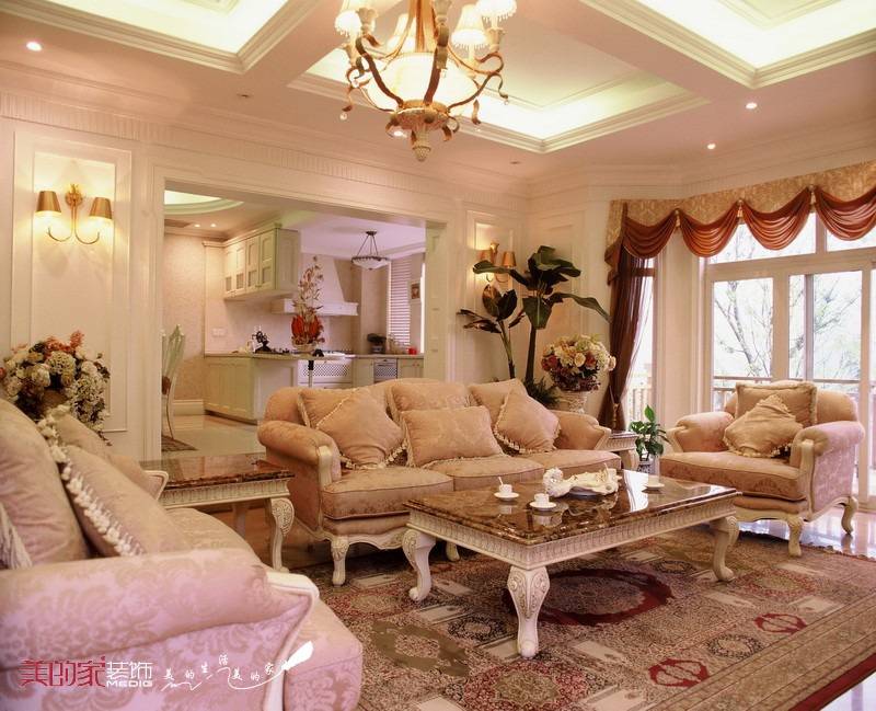点击大图看下一张：法式客厅别墅吊顶窗帘装修案例