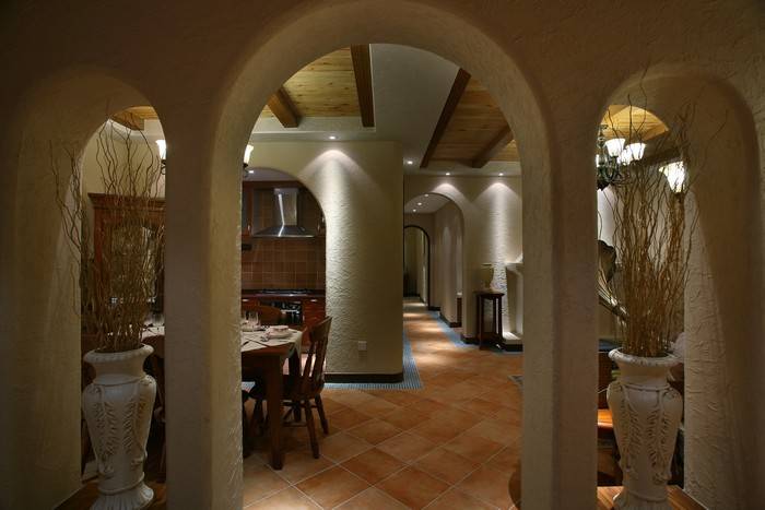 点击大图看下一张：地中海装修案例