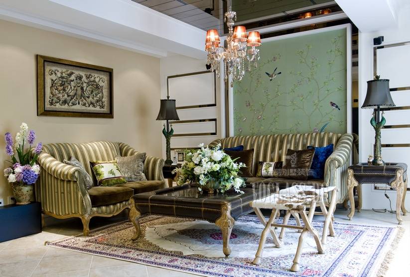 点击大图看下一张：田园客厅别墅吊顶效果图