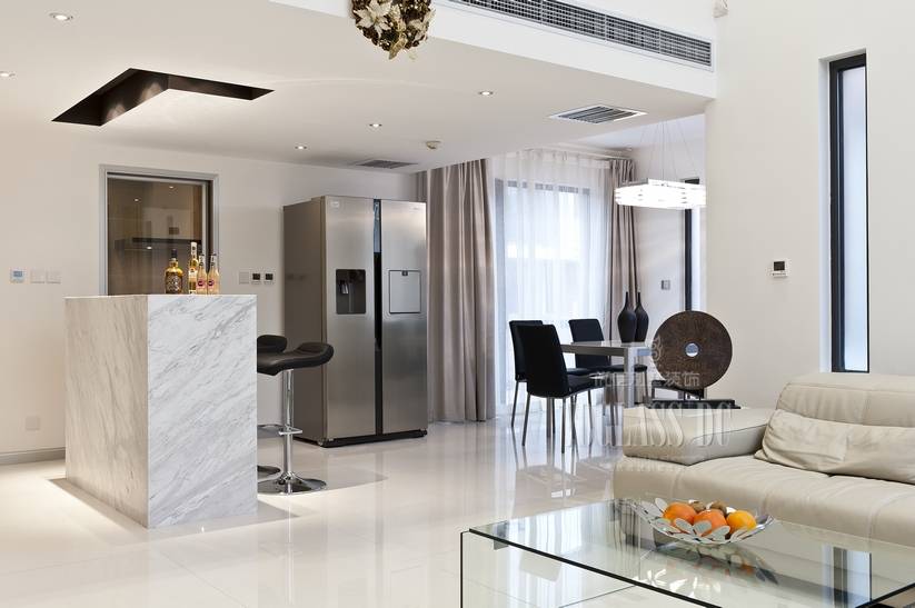 点击大图看下一张:简约过道设计案例