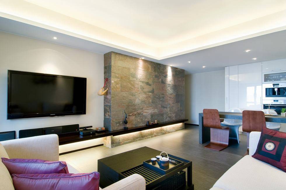 点击大图看下一张：现代简约客厅电视柜电视背景墙设计案例