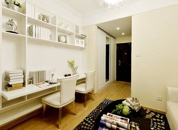 点击大图看下一张：客厅卧室书房卫浴设计方案