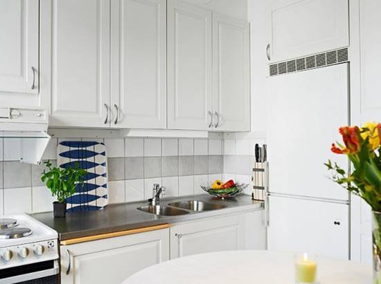 点击大图看下一张：厨房单身公寓装修案例