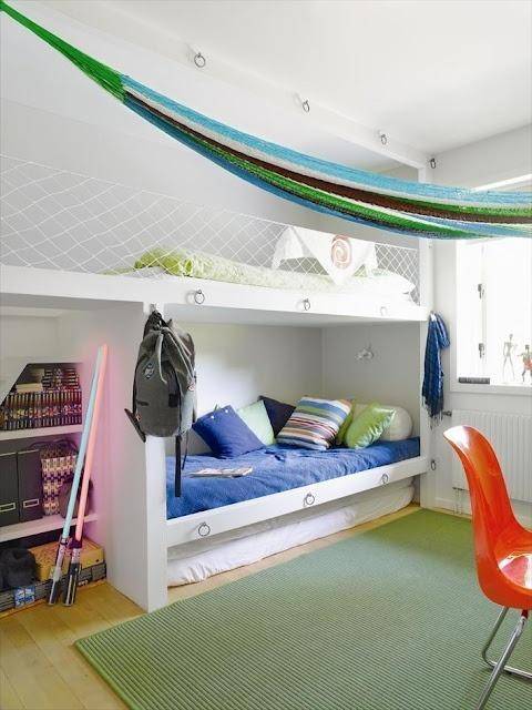 点击大图看下一张：现代简约卧室儿童房设计图