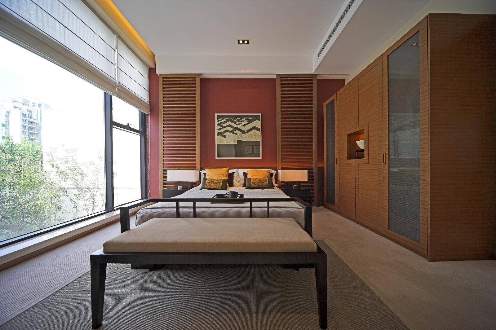 点击大图看下一张：现代简约中式卧室案例展示