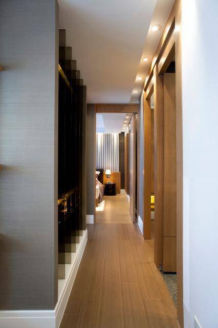 点击大图看下一张：中式走廊装修案例