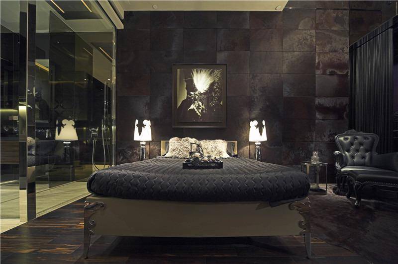 点击大图看下一张：新古典装修效果展示