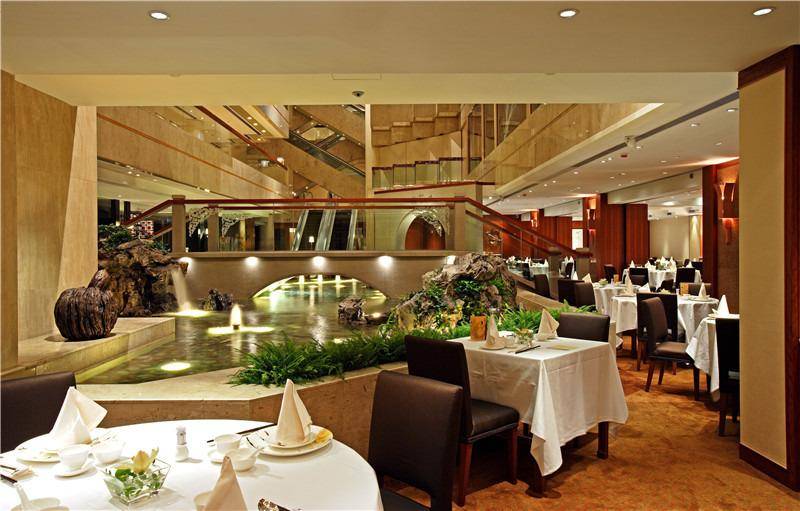 点击大图看下一张：新中式餐厅酒店效果图