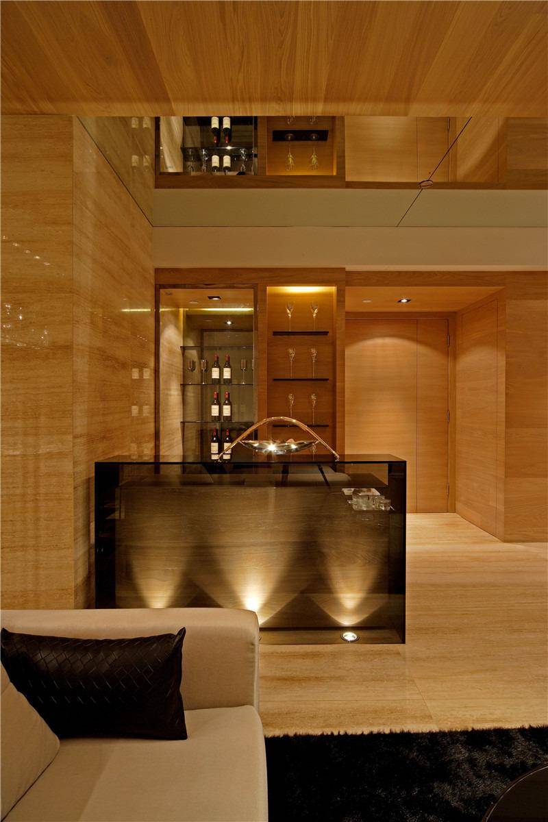 点击大图看下一张：现代简约客厅吧台装修效果展示