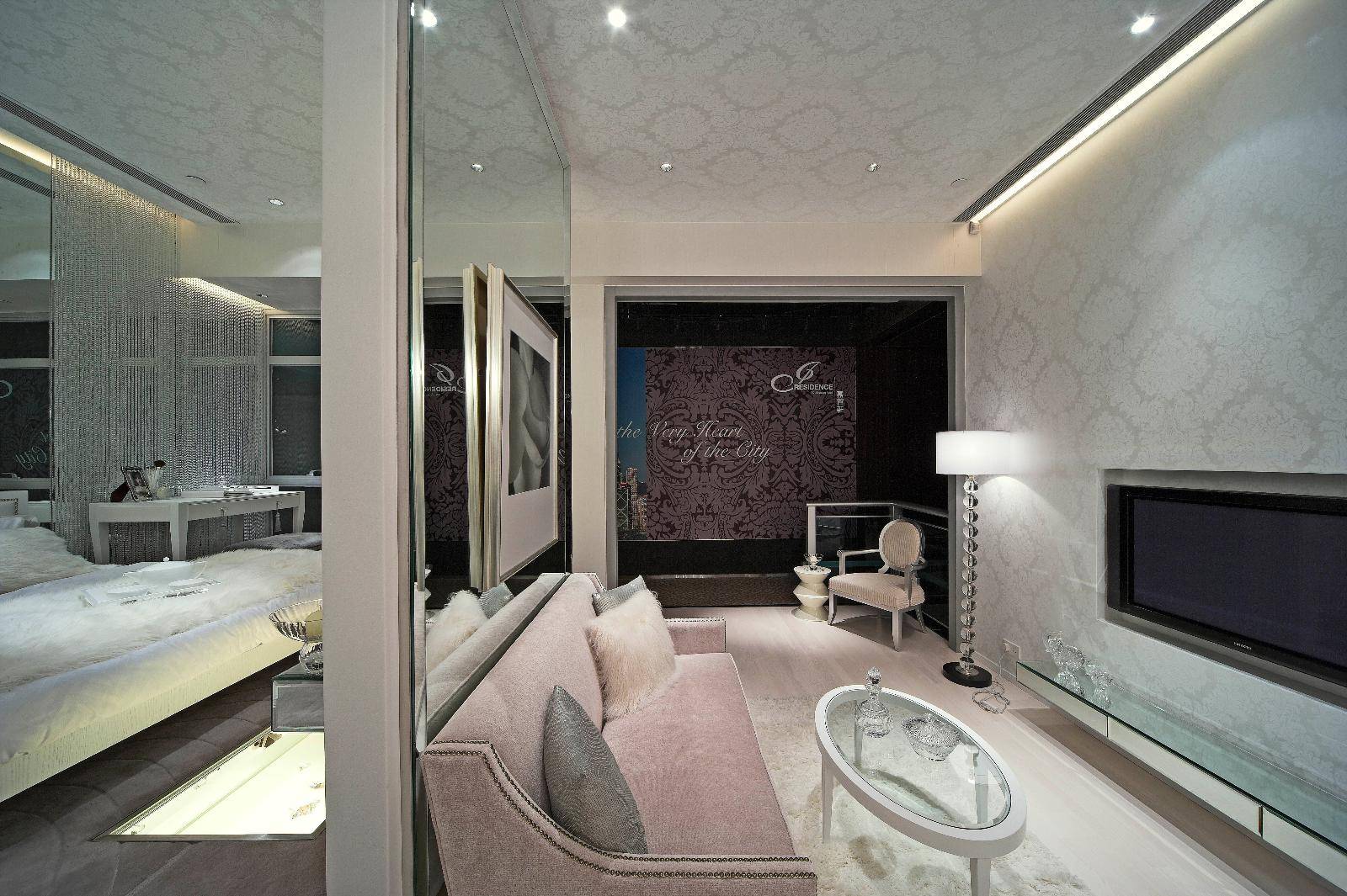 点击大图看下一张：现代简约客厅卧室设计案例